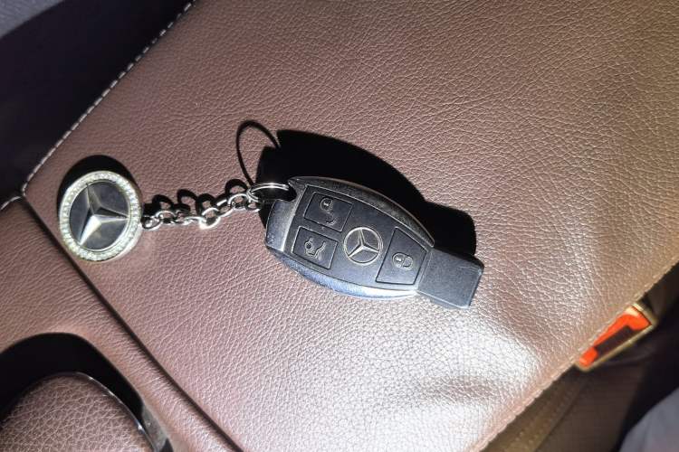 Used Mercedes-Benz S-Class 2010 S 400 L HYBRID Vehicle Key