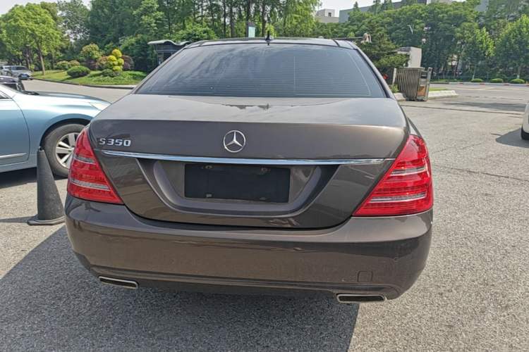 Used Mercedes-Benz S-Class 2010 S 300 L Prestige Edition Rear