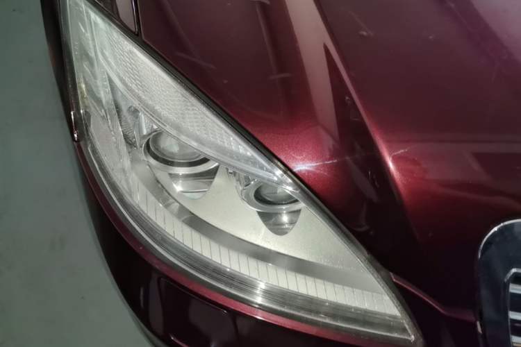 Used Mercedes-Benz S-Class 2010 S 400 L HYBRID Right Front Headlight
