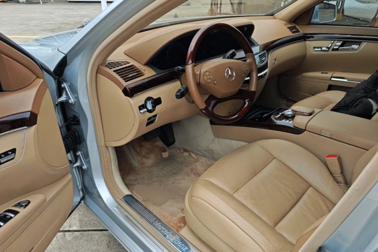 Used Mercedes-Benz S-Class 2010 S 400 L HYBRID Driver Seat