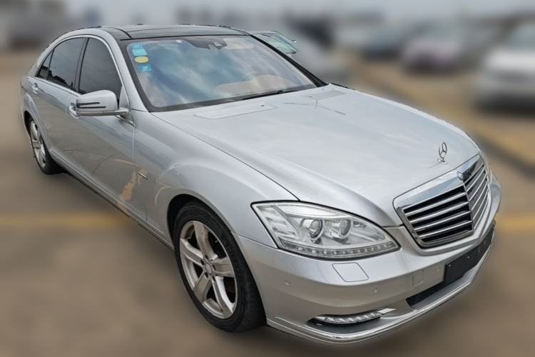 Used Mercedes-Benz S-Class 2010 S 400 L HYBRID Front Right 45 Deg