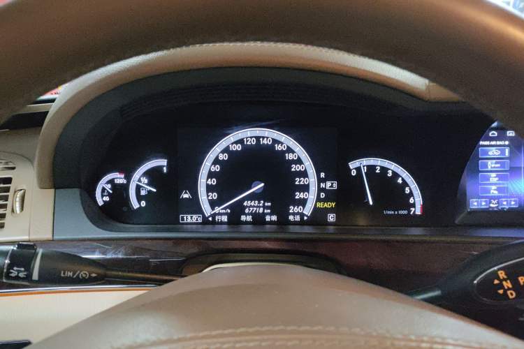 Used Mercedes-Benz S-Class 2010 S 400 L HYBRID Instrument Cluster
