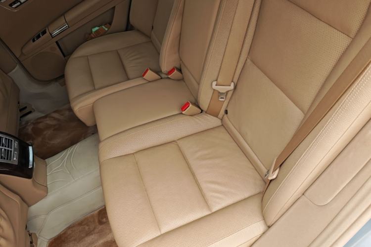 Used Mercedes-Benz S-Class 2010 S 400 L HYBRID Left Rear Seat