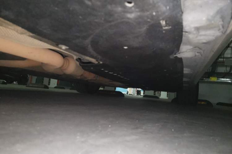 Used Mercedes-Benz S-Class  Chassis Front Left