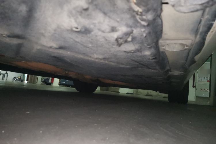 Used Mercedes-Benz S-Class  Chassis Rear Right