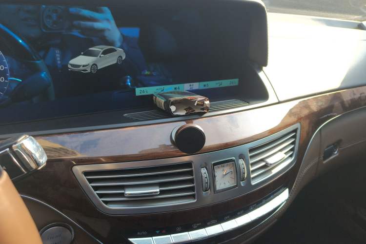 Used Mercedes-Benz S-Class 2011 S 350 L CGI Audio And AC Panel