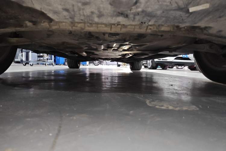 Used Mercedes-Benz S-Class 2011 S 500 L CGI 4MATIC Chassis Front