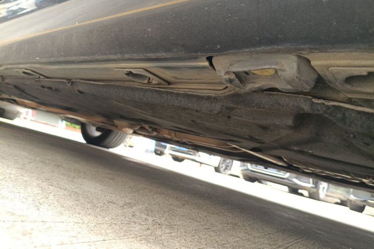 Used Mercedes-Benz S-Class 2011 S 350 L CGI Chassis Rear Left