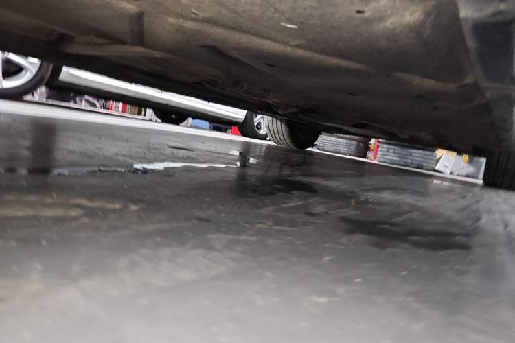 Used Mercedes-Benz S-Class 2011 S 500 L CGI 4MATIC Chassis Rear Right