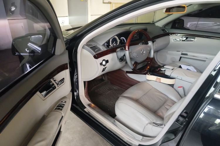 Used Mercedes-Benz S-Class 2011 S 350 L CGI 4MATIC Driver Seat