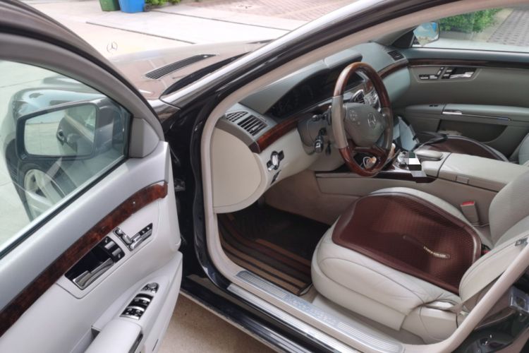 Used Mercedes-Benz S-Class 2011 S 350 L CGI 4MATIC Driver Seat