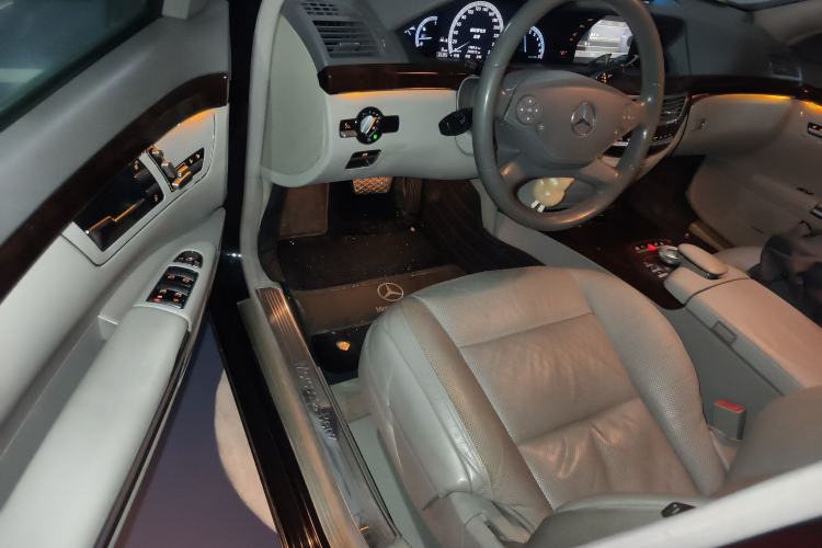 Used Mercedes-Benz S-Class 2011 S 350 L CGI Driver Seat