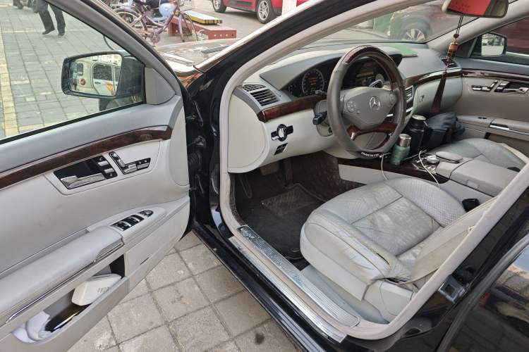 Used Mercedes-Benz S-Class 2011 S 350 L CGI Driver Seat