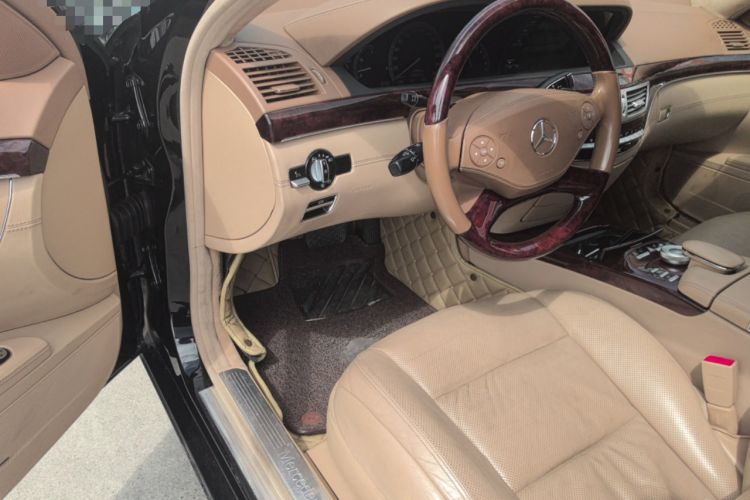 Used Mercedes-Benz S-Class 2011 S 500 L CGI 4MATIC Driver Seat