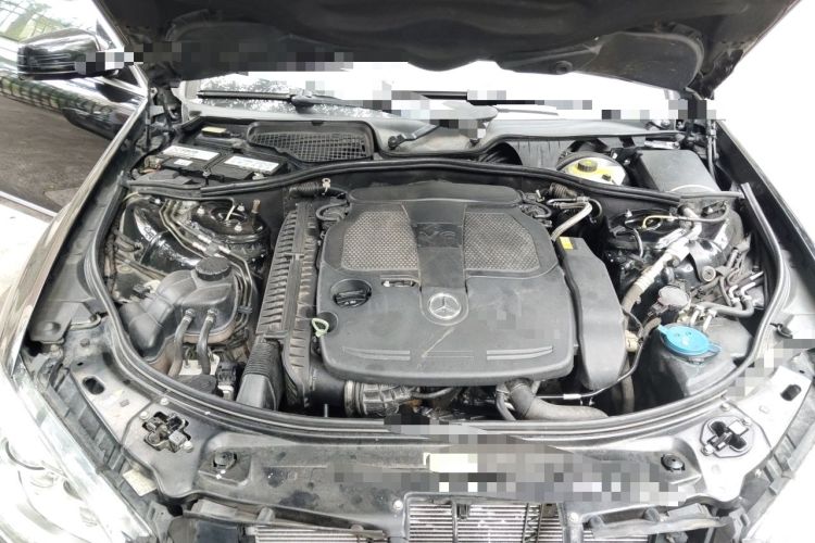 Used Mercedes-Benz S-Class 2011 S 350 L CGI Engine Bay