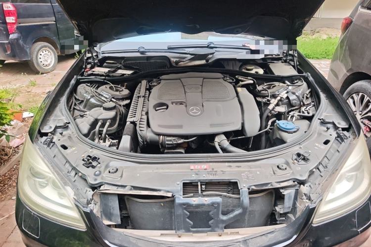 Used Mercedes-Benz S-Class 2011 S 350 L CGI 4MATIC Engine Bay