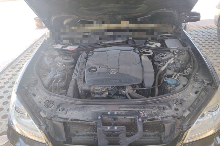 Used Mercedes-Benz S-Class 2011 S 350 L CGI 4MATIC Engine Bay