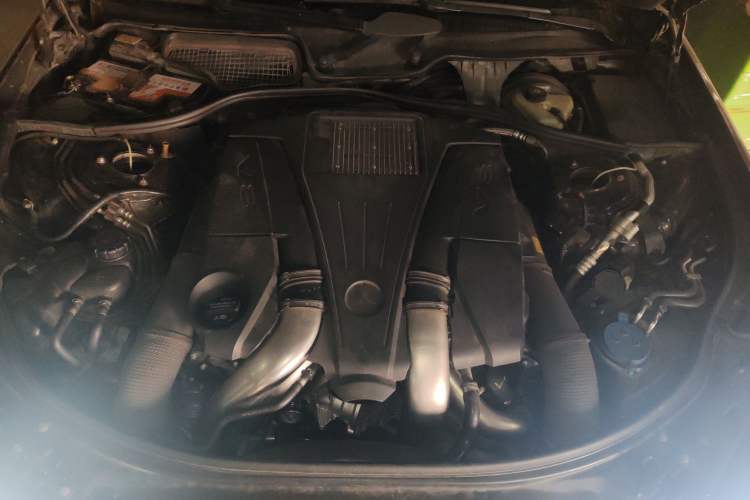 Used Mercedes-Benz S-Class 2011 S 500 L CGI 4MATIC Engine Bay