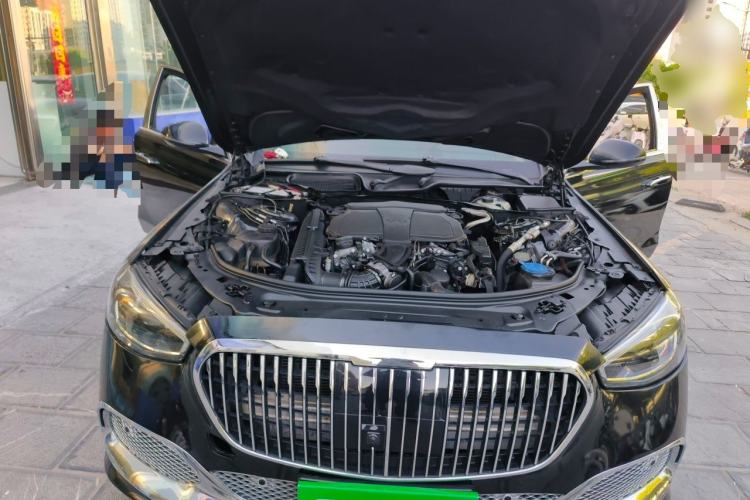 Used Mercedes-Benz S-Class 2011 S 350 L CGI Engine Bay