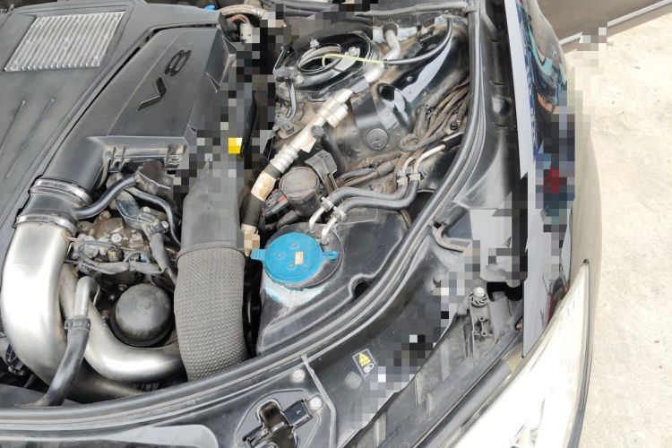Used Mercedes-Benz S-Class 2011 S 500 L CGI 4MATIC Engine Bay Left
