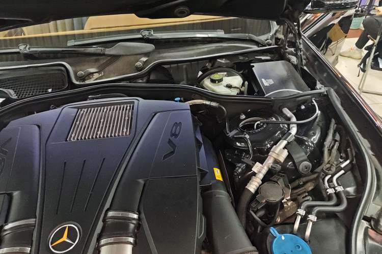 Used Mercedes-Benz S-Class 2011 S 500 L CGI 4MATIC Engine Bay Left