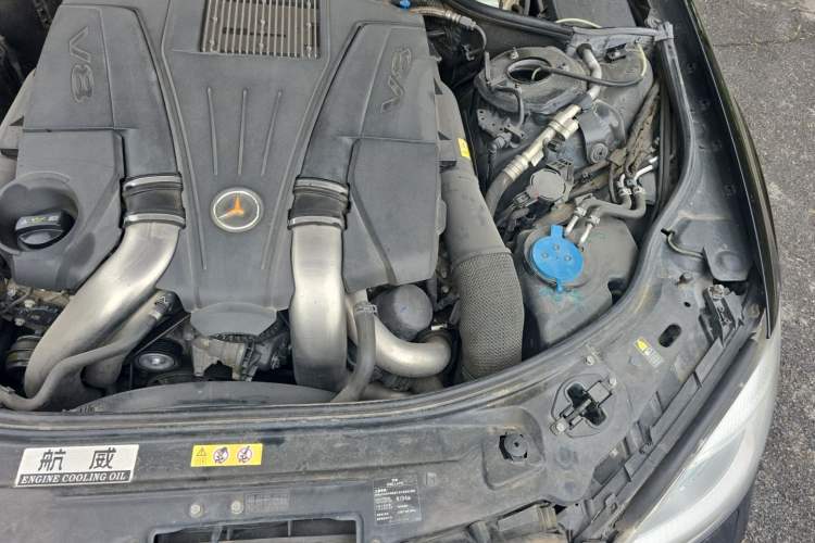 Used Mercedes-Benz S-Class 2011 S 500 L CGI 4MATIC Engine Bay Left