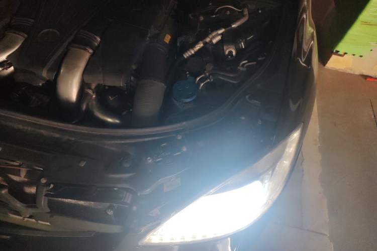 Used Mercedes-Benz S-Class 2011 S 500 L CGI 4MATIC Engine Bay Left
