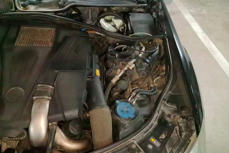 Used Mercedes-Benz S-Class 2011 S 500 L CGI 4MATIC Engine Bay Left