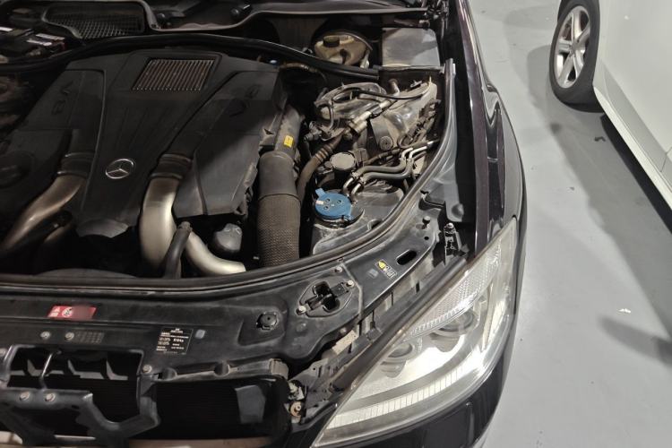 Used Mercedes-Benz S-Class 2011 S 500 L CGI 4MATIC Engine Bay Left