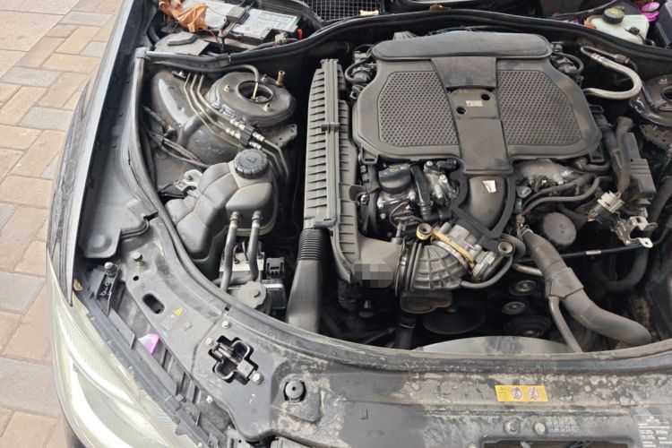 Used Mercedes-Benz S-Class 2011 S 350 L CGI 4MATIC Engine Bay Right