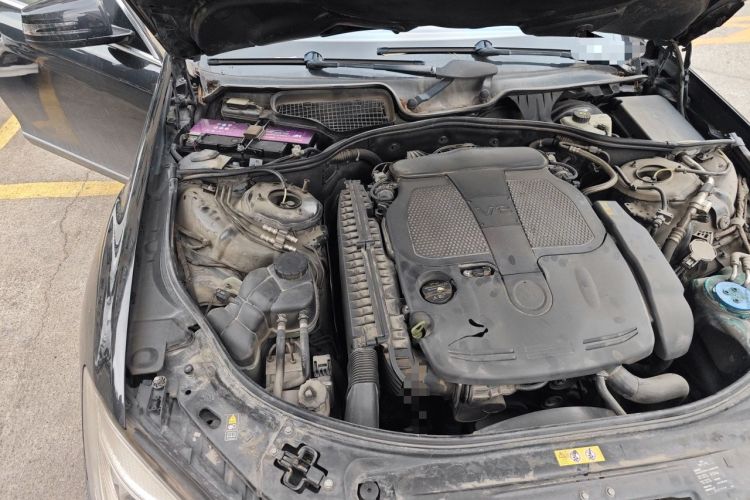 Used Mercedes-Benz S-Class 2011 S 350 L CGI Engine Bay Right