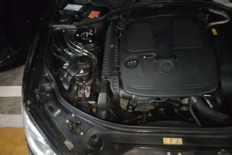Used Mercedes-Benz S-Class 2011 S 350 L CGI 4MATIC Engine Bay Right