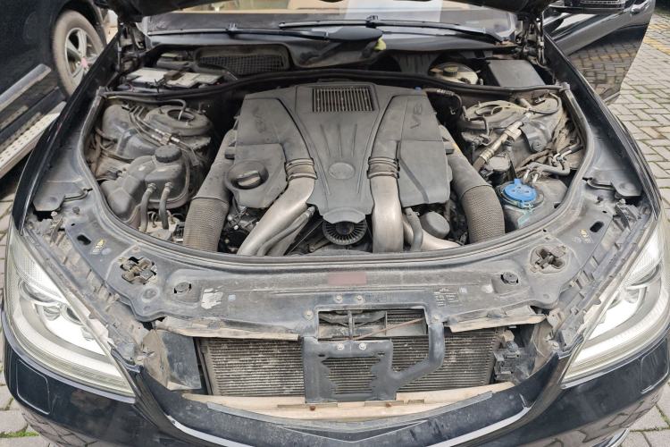 Used Mercedes-Benz S-Class 2011 S 500 L CGI 4MATIC Engine Bay