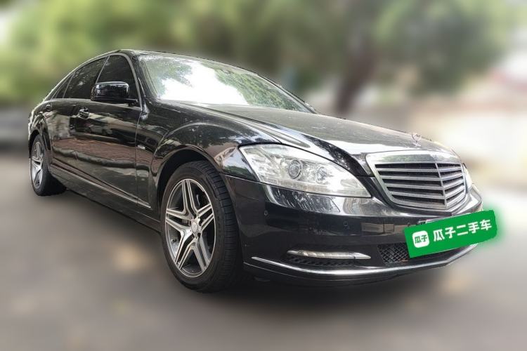 Used Mercedes-Benz S-Class 2011 S 350 L CGI Front Right 45 Deg