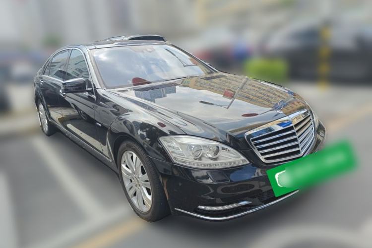 Used Mercedes-Benz S-Class 2011 S 350 L CGI Front Right 45 Deg