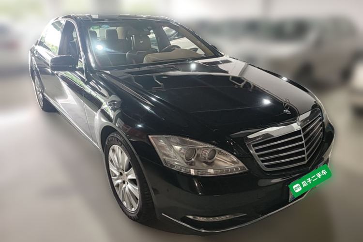 Used Mercedes-Benz S-Class 2011 S 350 L CGI Front Right 45 Deg