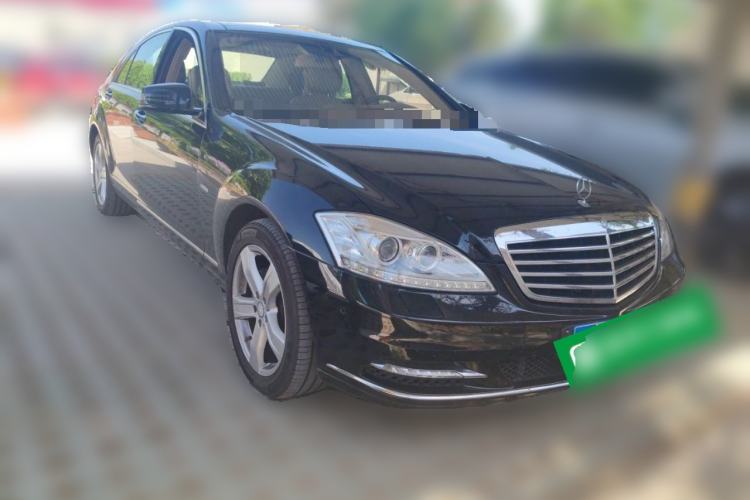 Used Mercedes-Benz S-Class 2011 S 350 L CGI 4MATIC Front Right 45 Deg