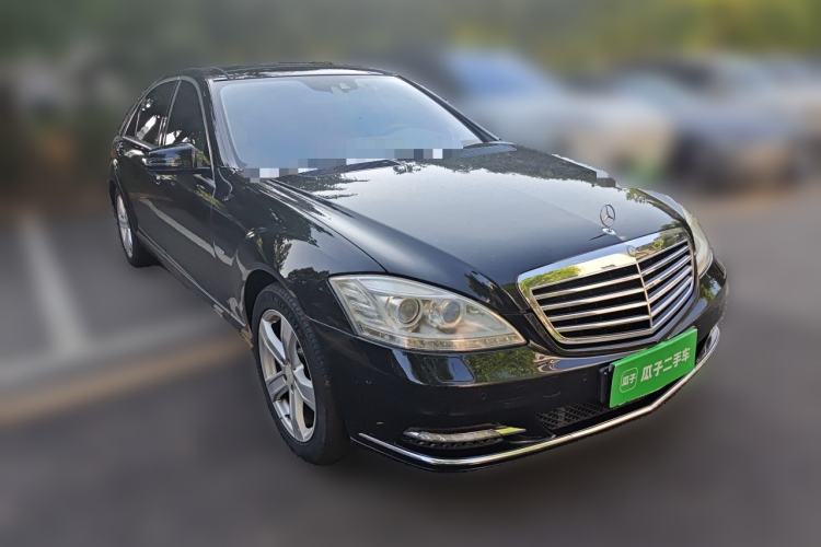 Used Mercedes-Benz S-Class 2011 S 350 L CGI 4MATIC Front Right 45 Deg