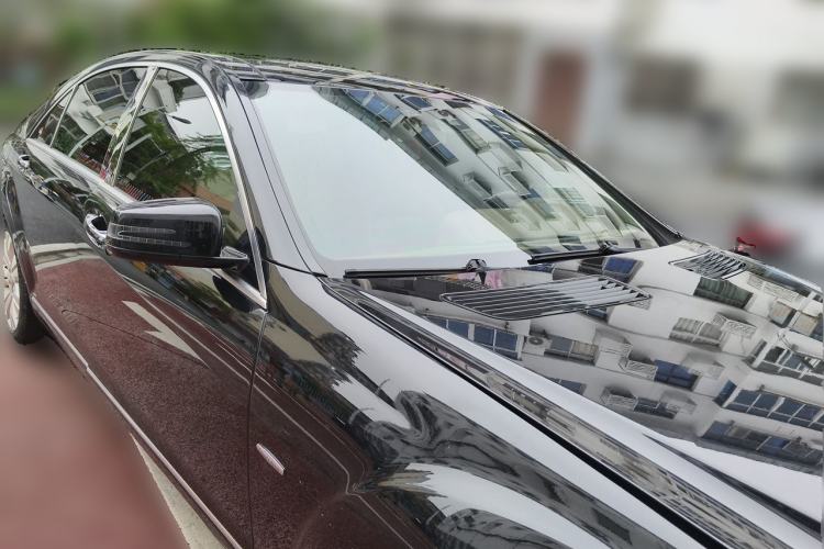 Used Mercedes-Benz S-Class 2011 S 350 L CGI Front Right 45 Deg