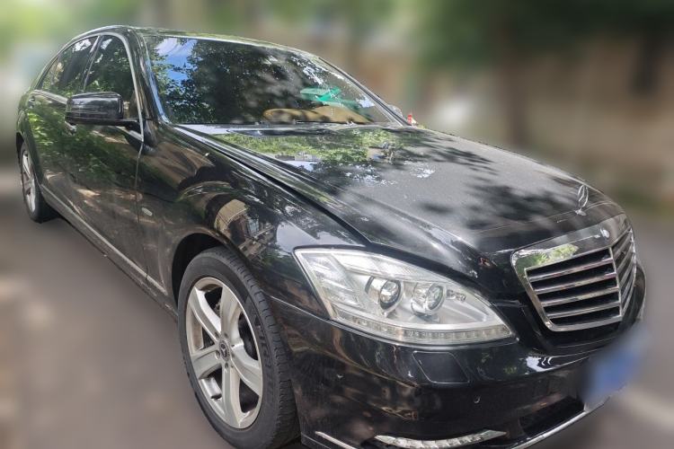 Used Mercedes-Benz S-Class 2011 S 350 L CGI 4MATIC Front Right 45 Deg