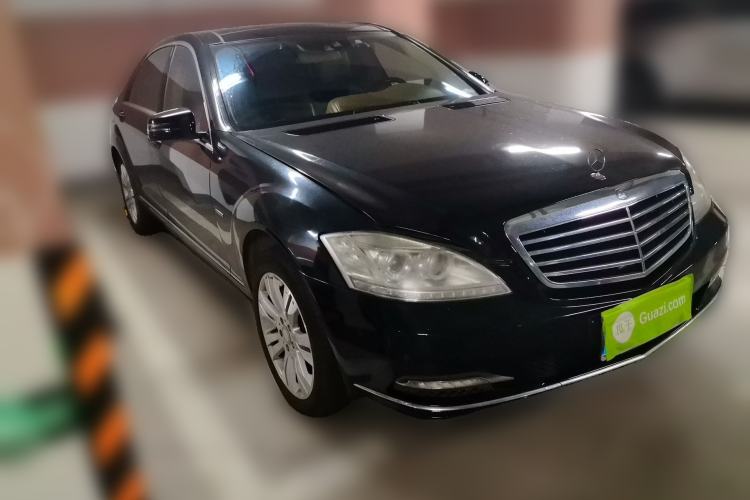 Used Mercedes-Benz S-Class 2011 S 500 L CGI 4MATIC Front Right 45 Deg