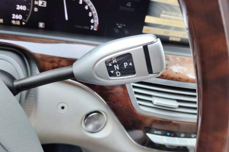 Used Mercedes-Benz S-Class 2011 S 350 L CGI Gear Lever