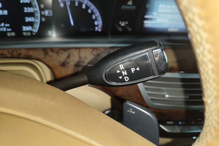 Used Mercedes-Benz S-Class 2011 S 350 L CGI Gear Lever