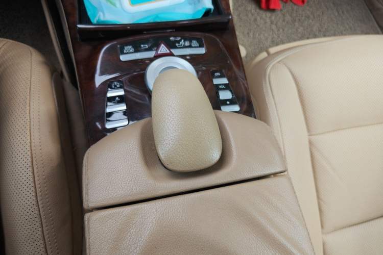 Used Mercedes-Benz S-Class 2011 S 350 L CGI 4MATIC Gear Lever