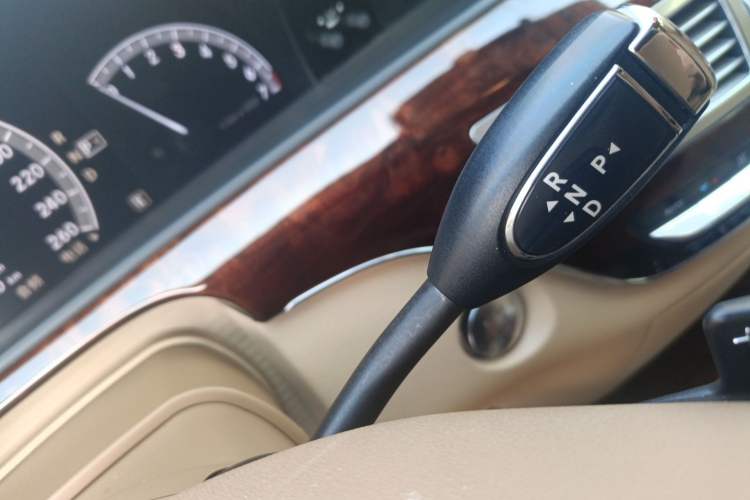 Used Mercedes-Benz S-Class 2011 S 350 L CGI Gear Lever