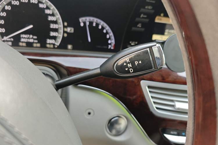 Used Mercedes-Benz S-Class 2011 S 350 L CGI Gear Lever