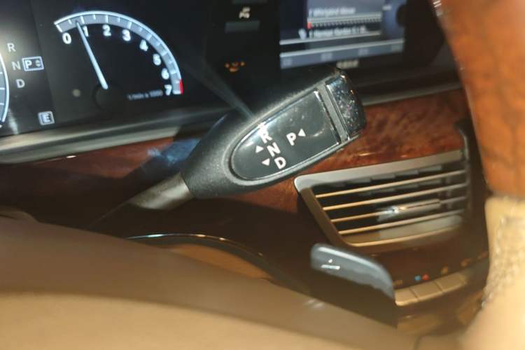 Used Mercedes-Benz S-Class 2011 S 350 L CGI Gear Lever