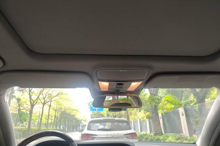 Used Mercedes-Benz S-Class 2011 S 350 L CGI Headliner