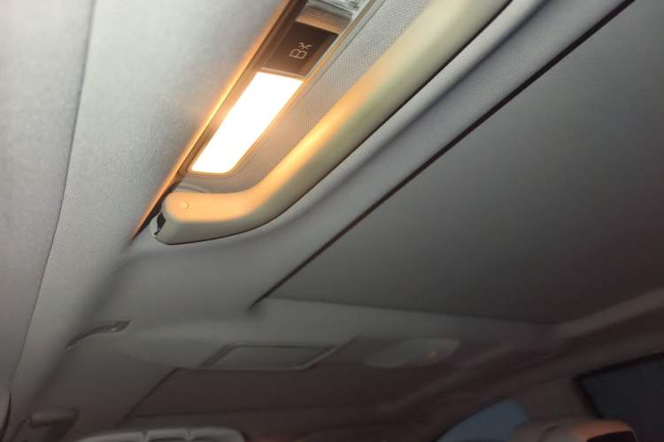 Used Mercedes-Benz S-Class 2011 S 350 L CGI Headliner