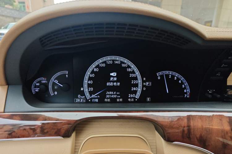 Used Mercedes-Benz S-Class 2011 S 350 L CGI Instrument Cluster